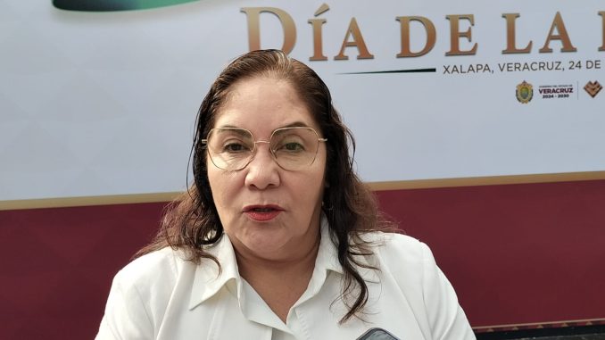 CLLAUDIA TELLO